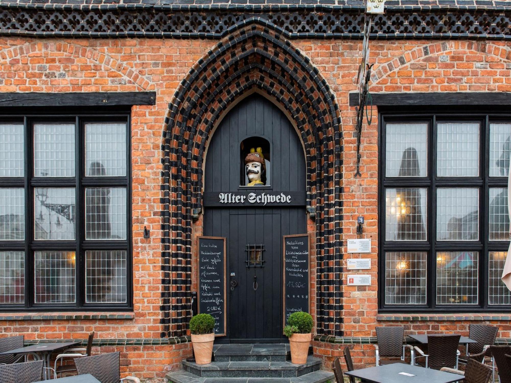 Comfortable Apartment In Wismar Mecklenburg With Fireplace Ngoại thất bức ảnh