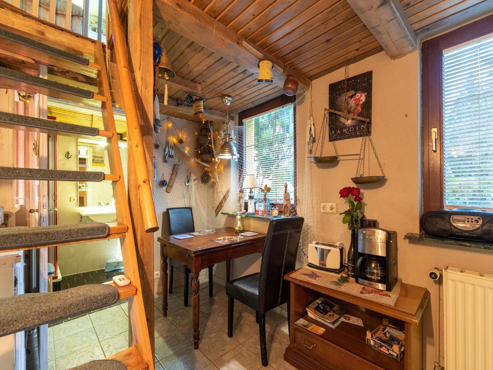 Comfortable Apartment In Wismar Mecklenburg With Fireplace Ngoại thất bức ảnh