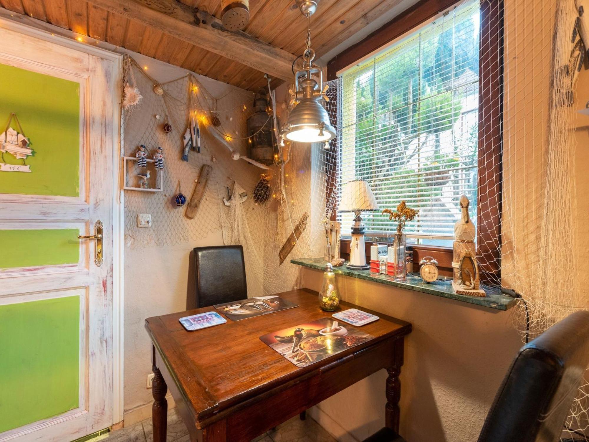 Comfortable Apartment In Wismar Mecklenburg With Fireplace Ngoại thất bức ảnh